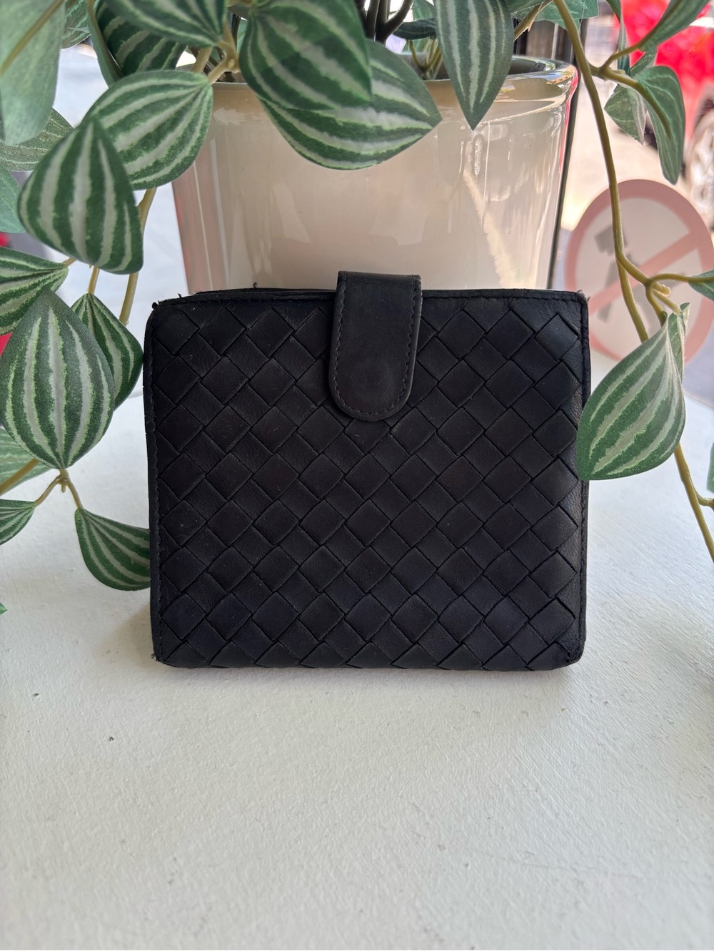 Authentic Bottega Veneta Nappa Intrecciato Snap Wallet